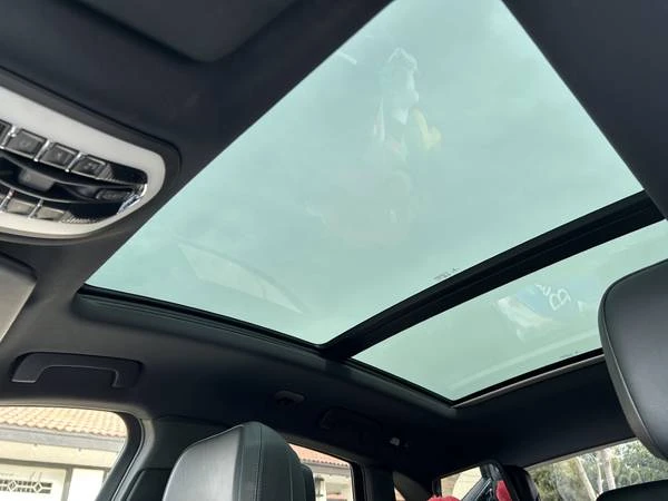 2017 Porsche Macan S - Image 8 of 10