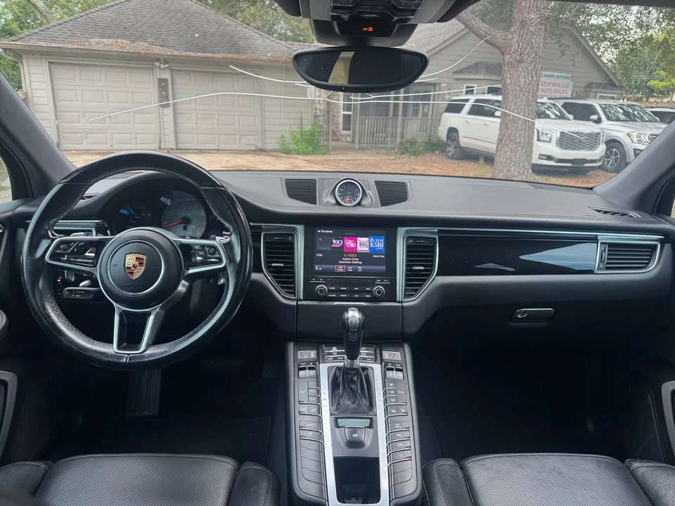 2017 Porsche Macan S - Image 10 of 20