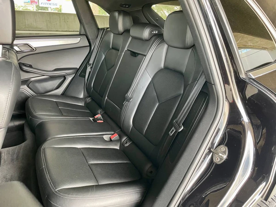 2017 Porsche Macan S - Image 19 of 24