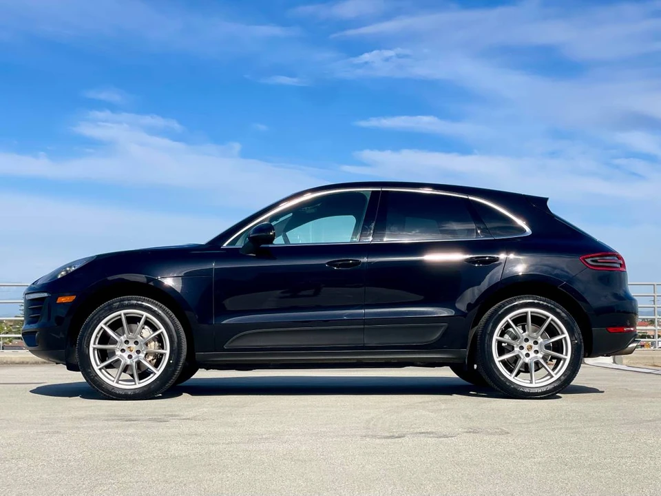 2017 Porsche Macan S - Image 2 of 24
