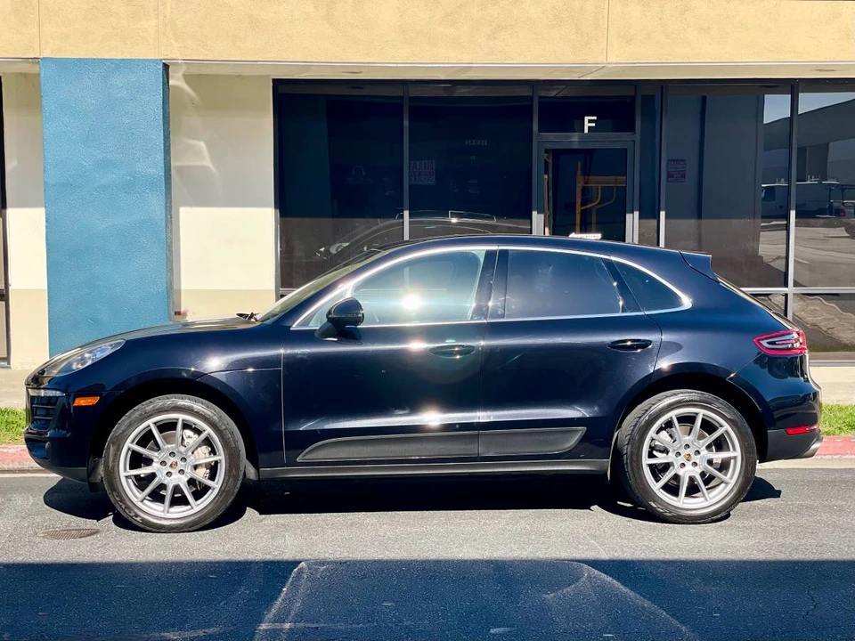 2017 Porsche Macan S - Image 2 of 12