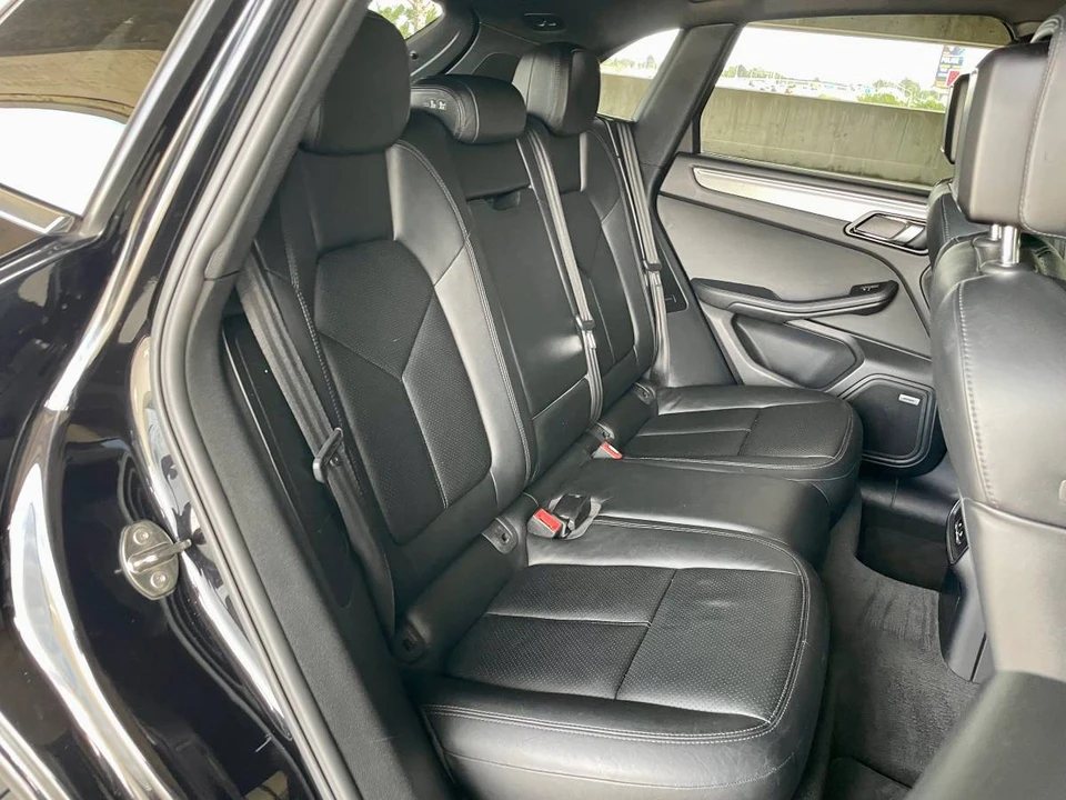 2017 Porsche Macan S - Image 21 of 24