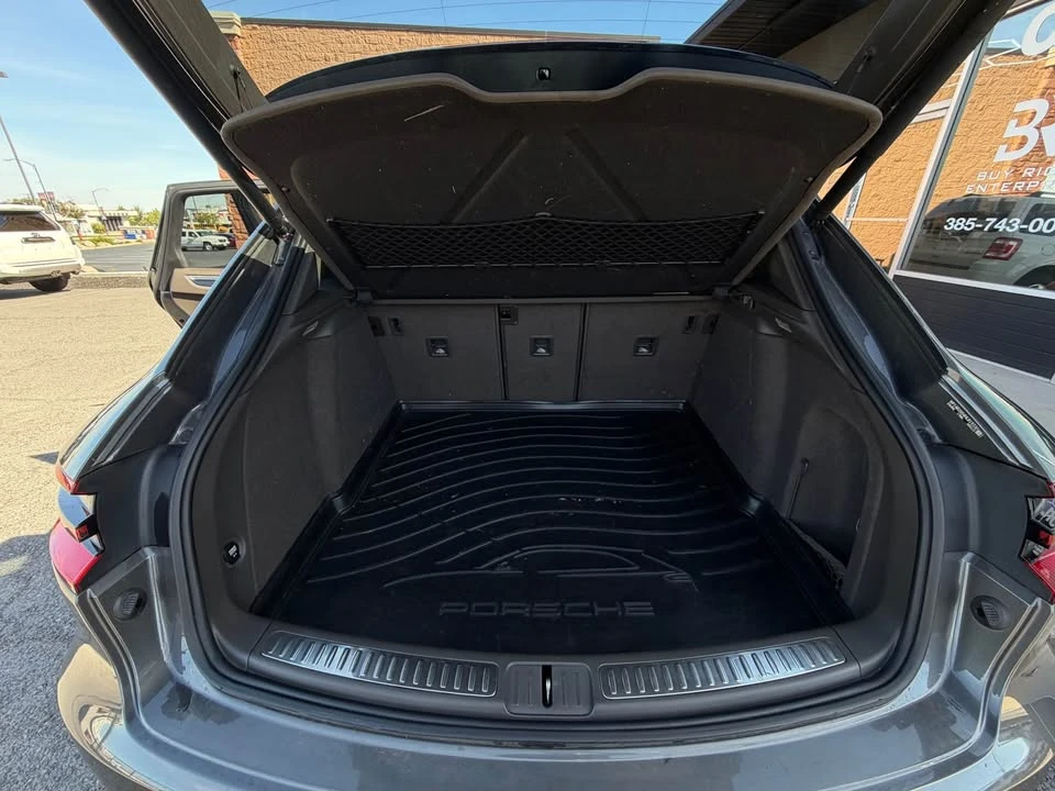 2017 Porsche Macan S - Image 10 of 12