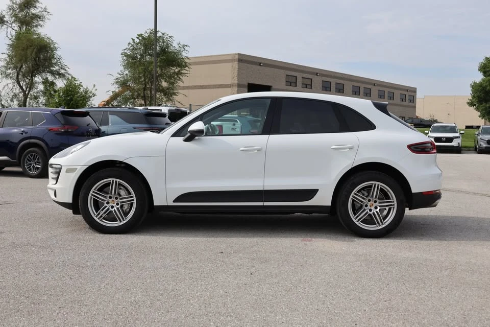2017 Porsche Macan S - Image 8 of 19