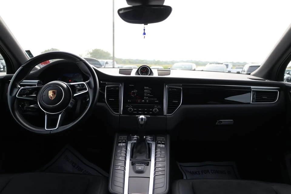 2017 Porsche Macan S - Image 13 of 19