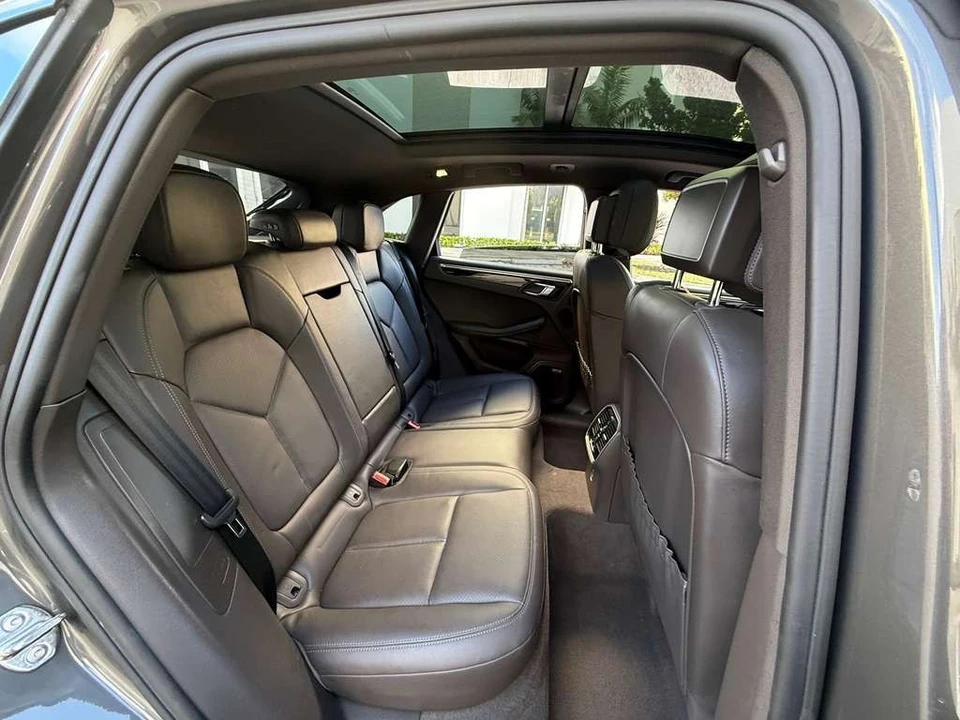 2017 Porsche Macan S - Image 15 of 29