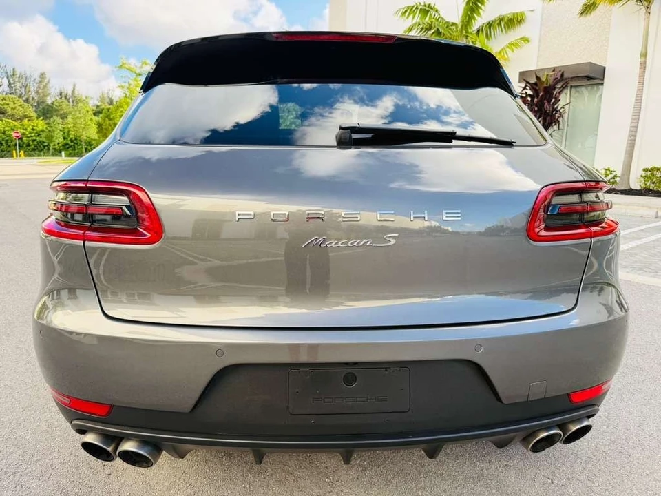 2017 Porsche Macan S - Image 10 of 29