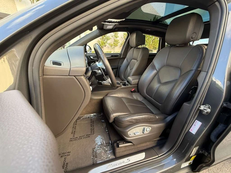 2017 Porsche Macan S - Image 12 of 29