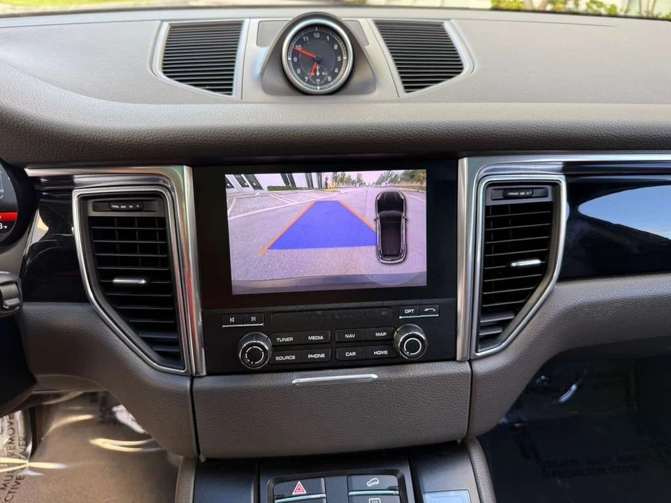 2017 Porsche Macan S - Image 21 of 29