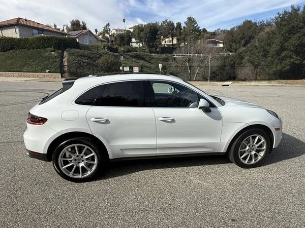 2017 Porsche Macan S - Image 8 of 18