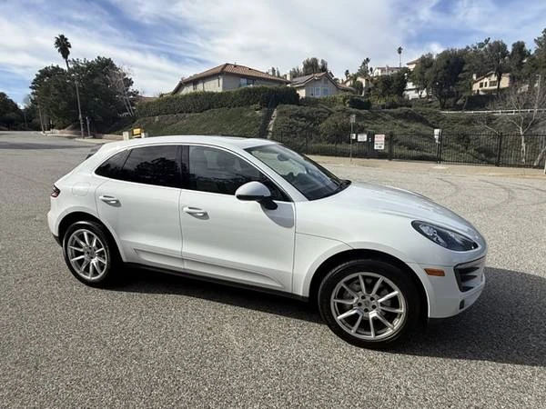 2017 Porsche Macan S - Image 9 of 18