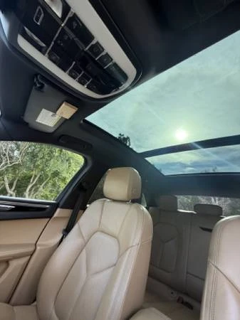 2017 Porsche Macan S - Image 12 of 18