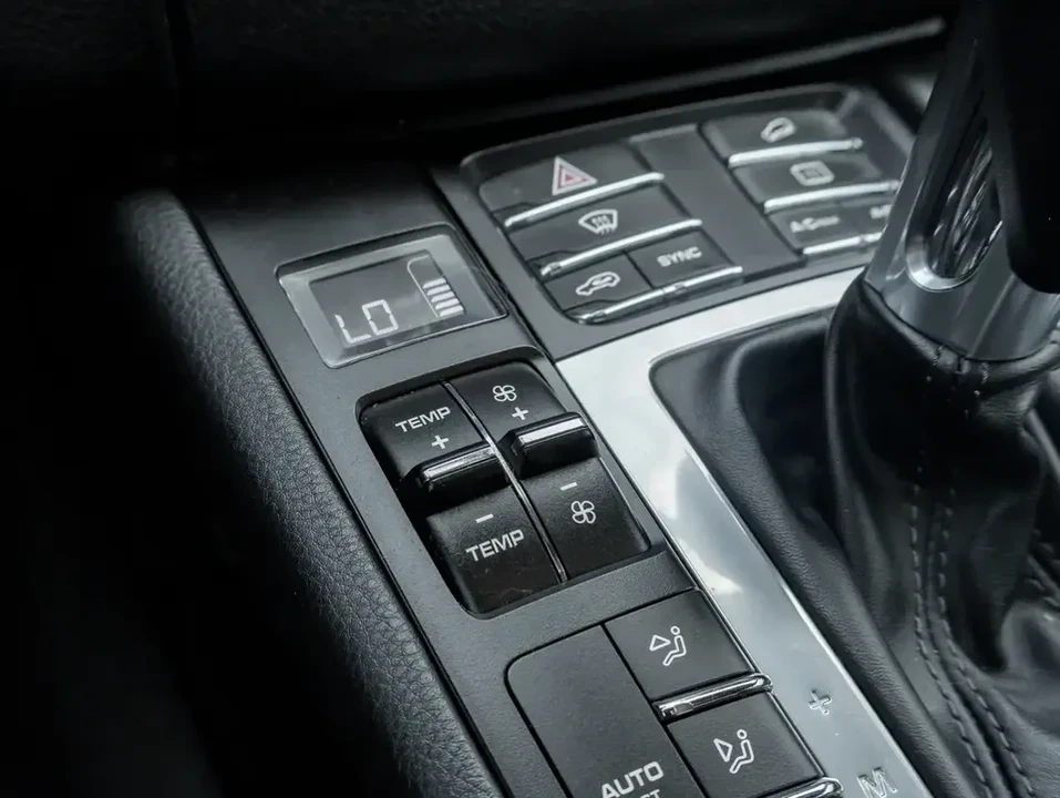 2017 Porsche Macan S - Image 18 of 20