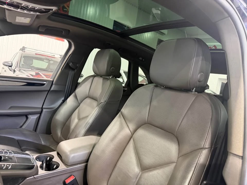 2017 Porsche Macan S - Image 9 of 20