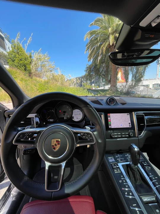 2017 Porsche Macan S - Image 9 of 12