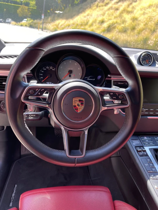 2017 Porsche Macan S - Image 11 of 12