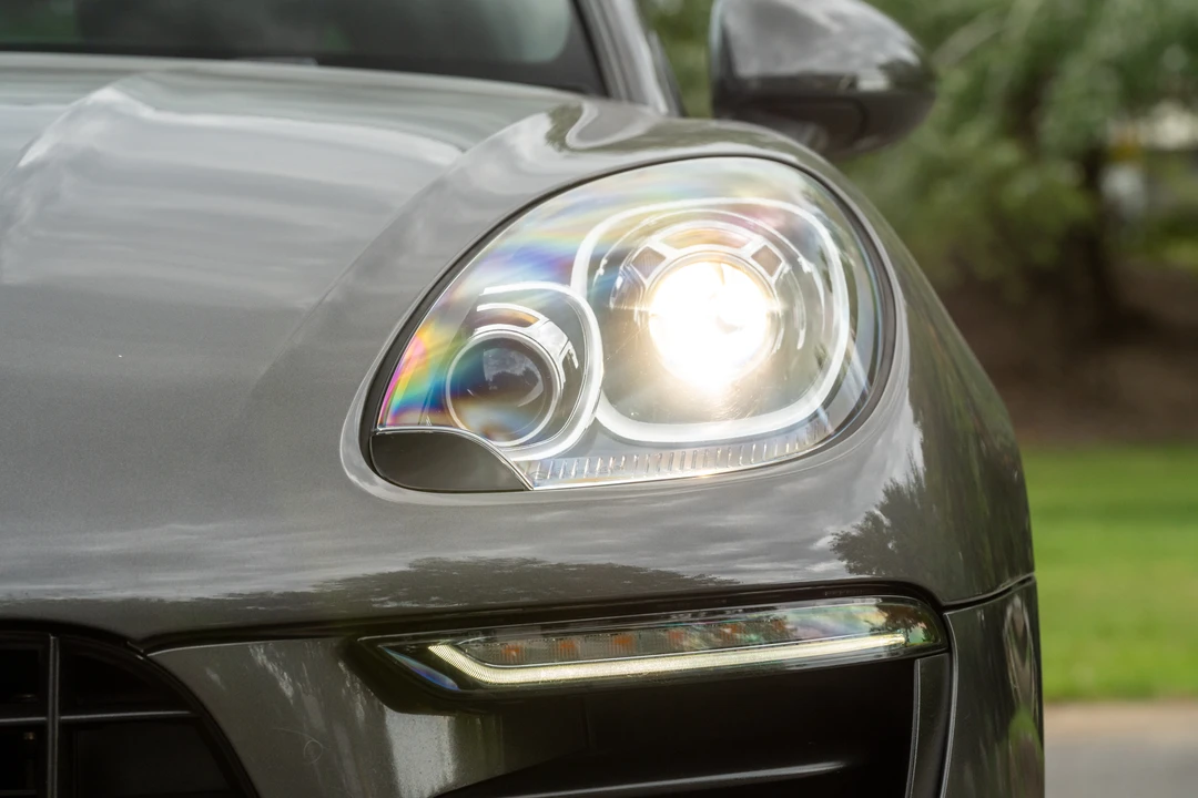 2017 Porsche Macan S - Image 28 of 31