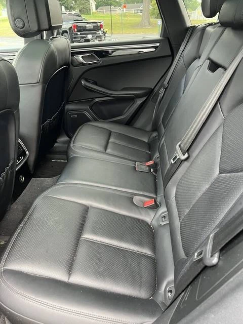 2017 Porsche Macan S - Image 8 of 14