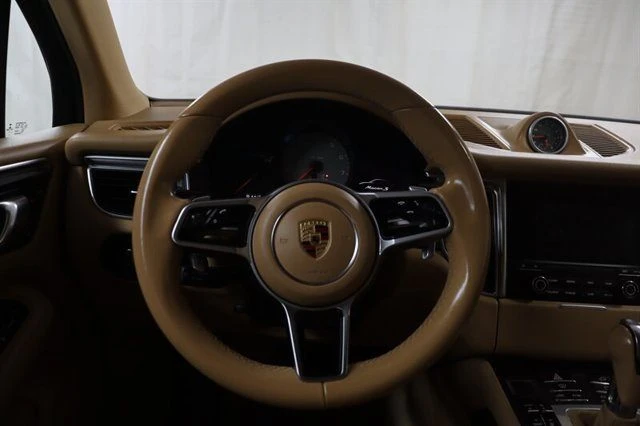 2017 Porsche Macan S - Image 9 of 20