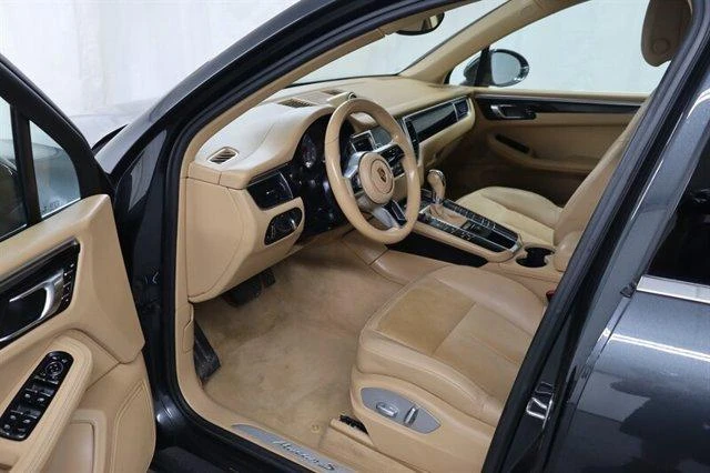 2017 Porsche Macan S - Image 19 of 20