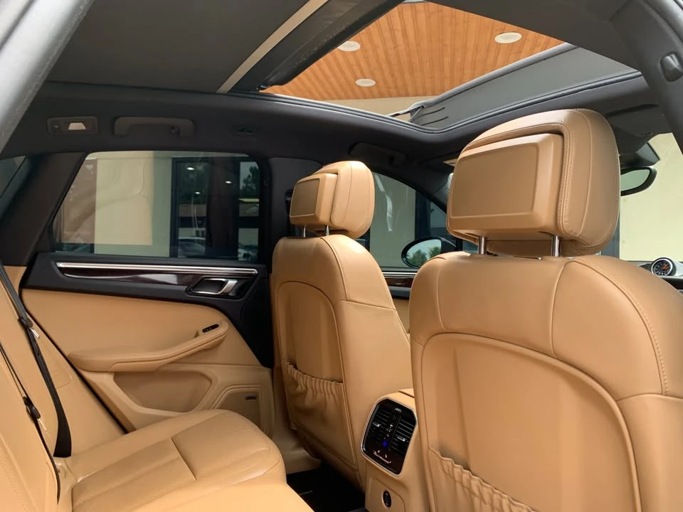 2017 Porsche Macan S - Image 16 of 20