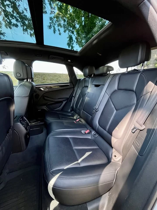 2017 Porsche Macan S - Image 9 of 15