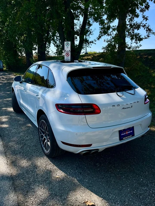 2017 Porsche Macan S - Image 14 of 15