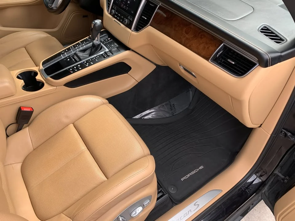 2017 Porsche Macan S - Image 12 of 20