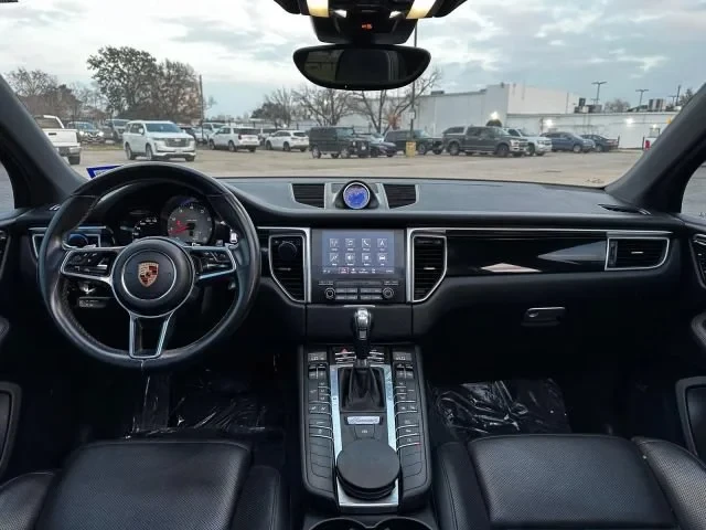 2017 Porsche Macan S - Image 15 of 17