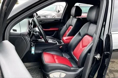 2017 Porsche Macan S - Image 9 of 10