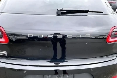2017 Porsche Macan S - Image 4 of 10