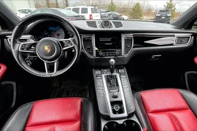 2017 Porsche Macan S - Image 6 of 10