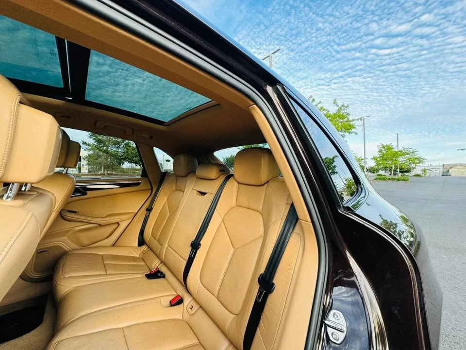 2017 Porsche Macan S - Image 15 of 16