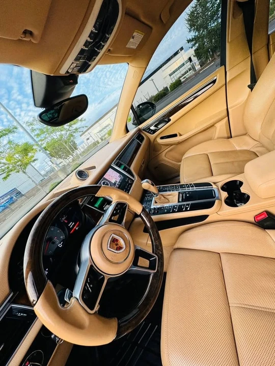 2017 Porsche Macan S - Image 10 of 16