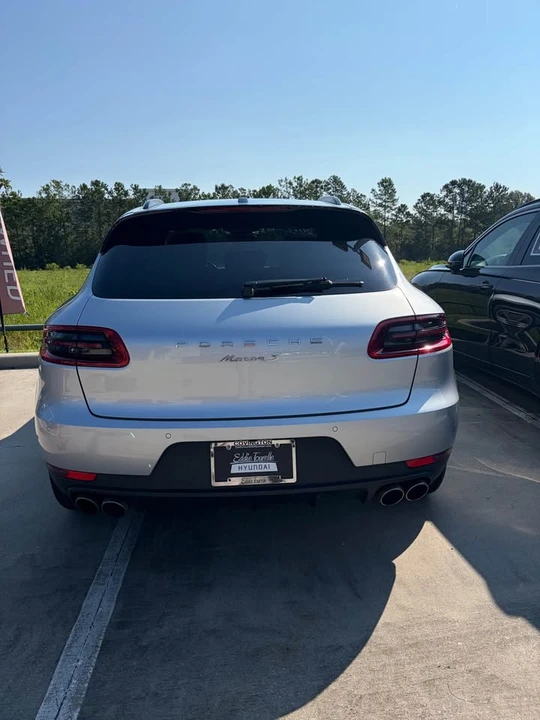 2017 Porsche Macan S - Image 4 of 10