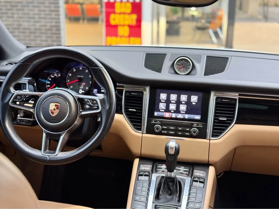 2017 Porsche Macan S - Image 17 of 19