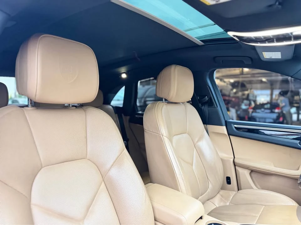 2017 Porsche Macan S - Image 12 of 19