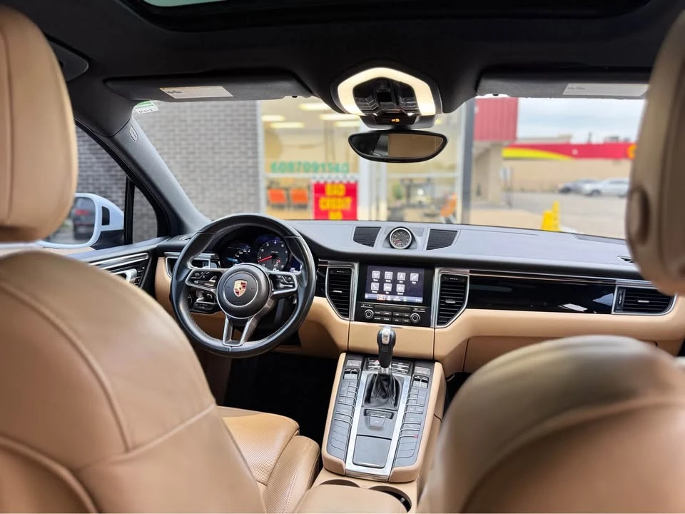 2017 Porsche Macan S - Image 16 of 19