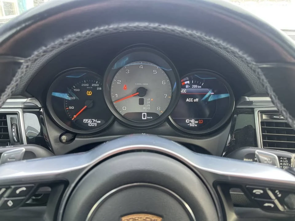2017 Porsche Macan S - Image 12 of 14