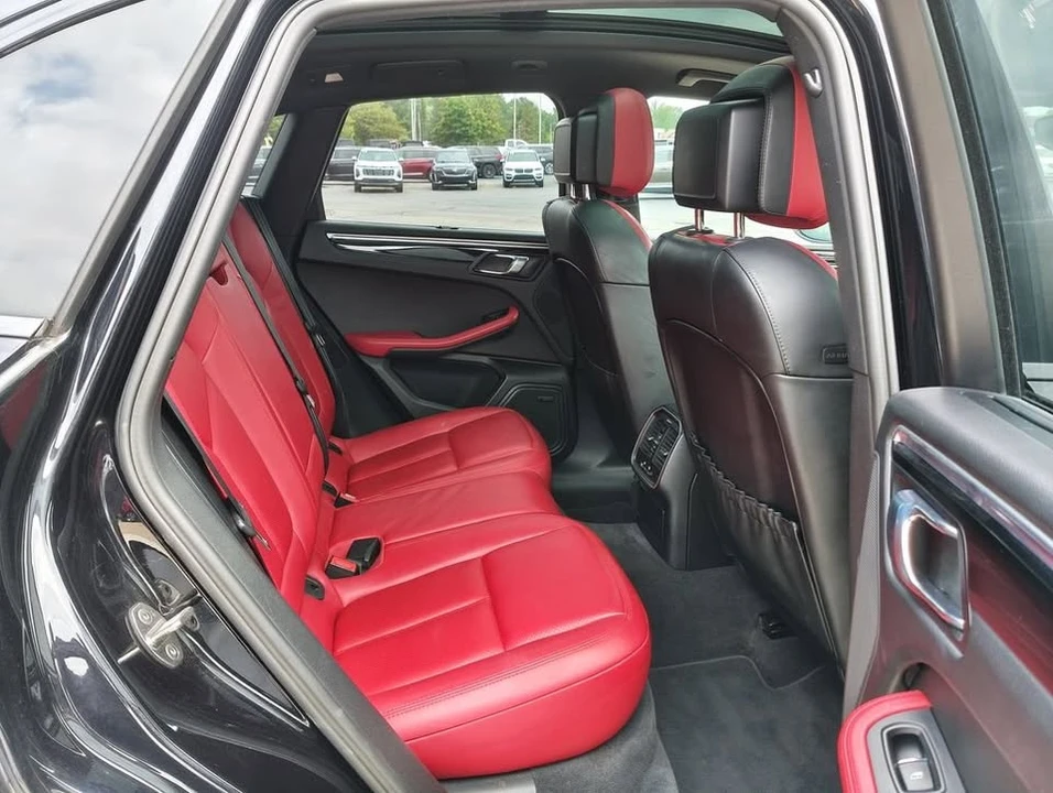 2017 Porsche Macan S - Image 13 of 20