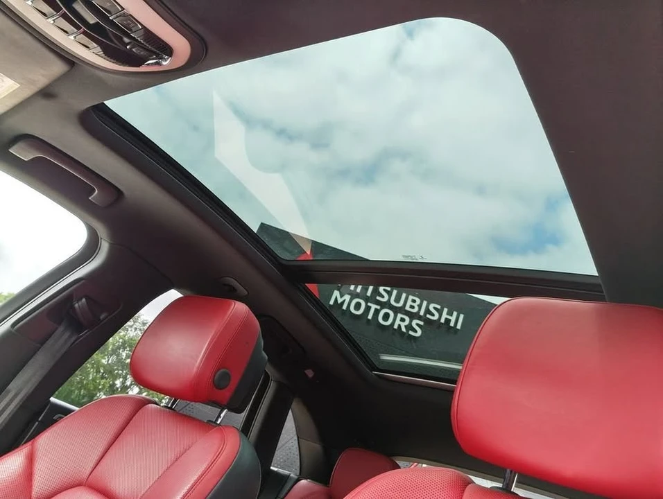 2017 Porsche Macan S - Image 5 of 20