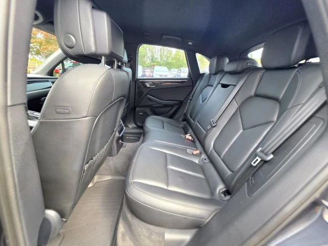 2017 Porsche Macan S - Image 15 of 19