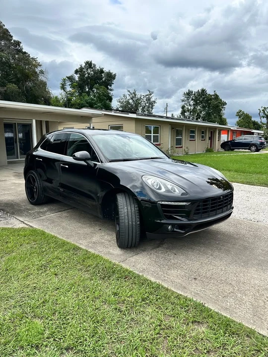 2017 Porsche Macan S - Image 2 of 17