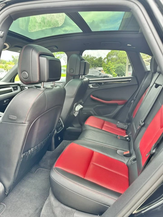 2017 Porsche Macan S - Image 10 of 17