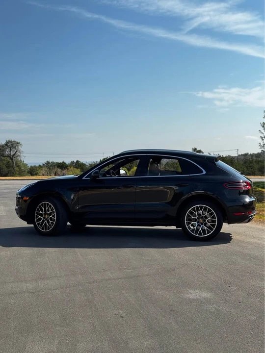 2017 Porsche Macan S - Image 8 of 19