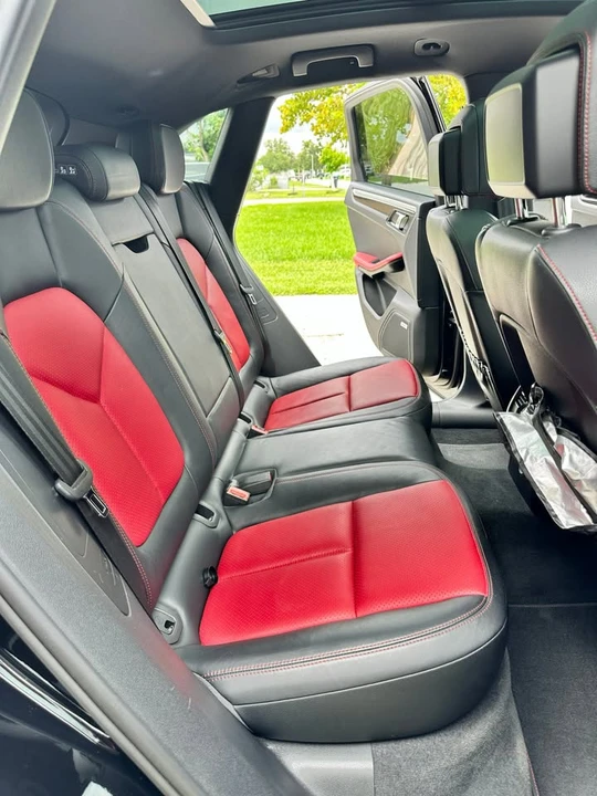 2017 Porsche Macan S - Image 12 of 17