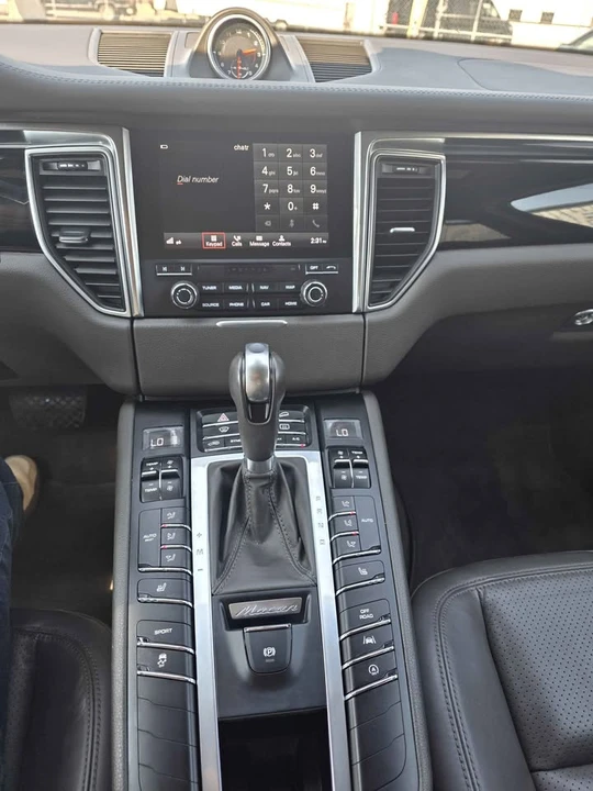 2017 Porsche Macan S - Image 11 of 12