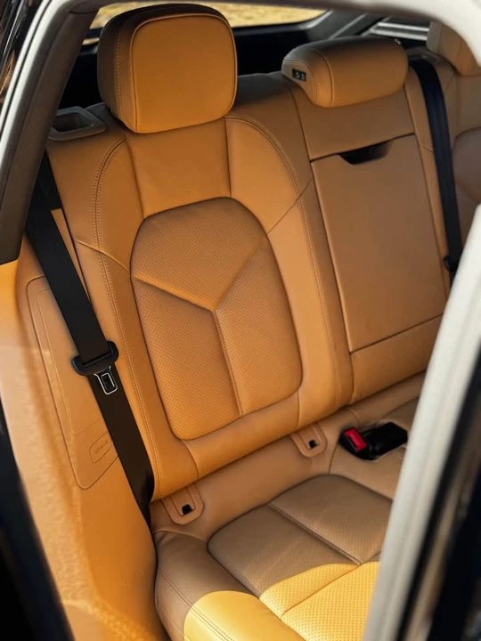 2017 Porsche Macan S - Image 16 of 19