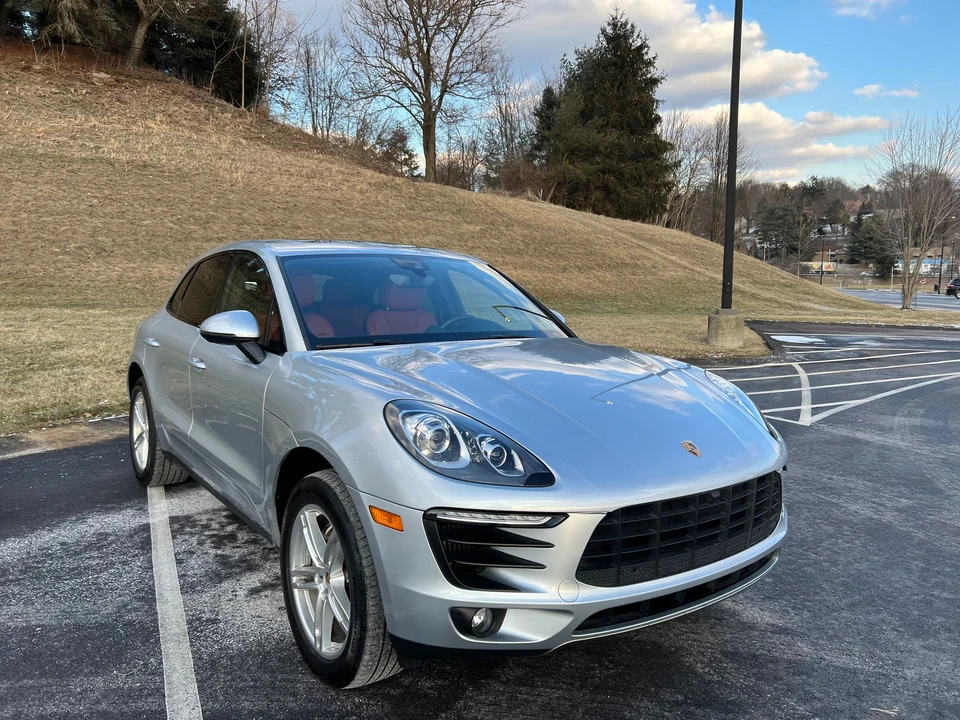 2017 Porsche Macan S - Image 3 of 31