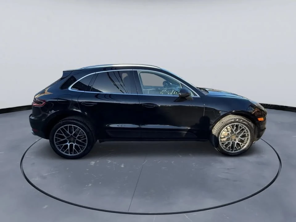 2017 Porsche Macan S - Image 8 of 11